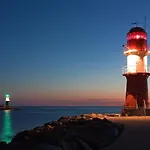 Stromschnelle, Direkt Am Alten Strom Rostock