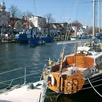 Stromschnelle, direkt am Alten Strom